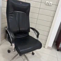 صندلی اداری نیلپر