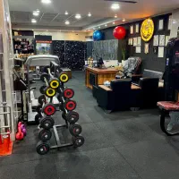 ((باشگاه پرورش اندام فیزیک ))