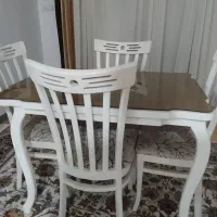 میز غذا خوری 4نفره در حد نو