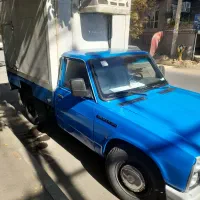 نیسان یخچالدار.با کار ماشین پخش مرغ