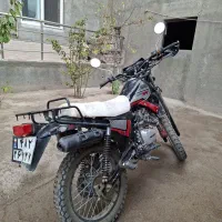 تریل۲۰۰مدل۱۴۰۱درحدصفر