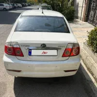 لیفان ۵۲۰ دور رنگ موتور سالم با بیمه ومعاینه|خودرو سواری و وانت|تهران, جنت‌آباد جنوبی|دیوار