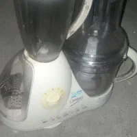 آبمیوه گیر. غذا ساز