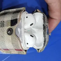 ایرپاد اصلی به همراه کاور|لوازم جانبی موبایل و تبلت|مشهد, ابوذر|دیوار