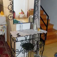 میزارایش یاایینه باکنسول فلزی