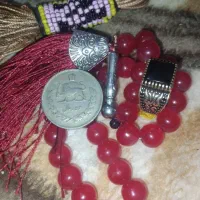 سکه، انگشتر،تسبیح ،دسته کلید زندان بافت