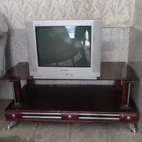 تلویزیون قدیمی سالم صفحه  تخته ای