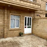 فروش طبقه همکف از دو طبقه در هلال احمر