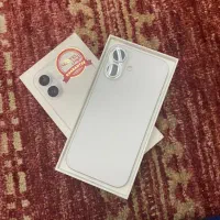 ایفون ۱۶ نرمال سفید