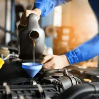 شراکت در کار تعویض روغن