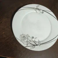 پلوخوری و میوه خوری