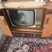 کمد دکوری قدیمی|کلکسیون اشیاء عتیقه|یزد, |دیوار