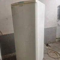 یخچال کاملا تمیز و بدون هیچ ایرادی