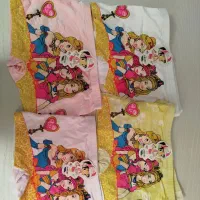 تعدادی لباس|لباس|قم, شهدا|دیوار