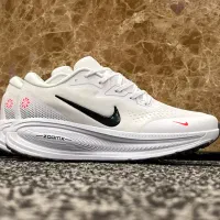 کتونی برند نایک مدل وومر ۱۸ رنگ سفید