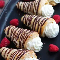 شیرینی تر،نان رولت،بیسکوبیت عسلی،ساقه عروس،سولی|خوردنی و آشامیدنی|مشهد, عبادی|دیوار