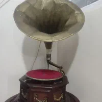 گرامافون قدیمی