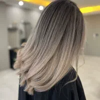 مدل برای رنگ مو|خدمات آرایشگری و زیبایی|بابل, |دیوار