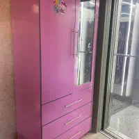 کمد لباسی و میز تحریر