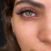 مژه‌ اکستنشن و مژه هیدن