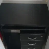 میز کارمندی