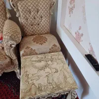 مبل سلطنتی همراه با غذا خوری