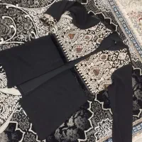 مقداری لوازم و لباس