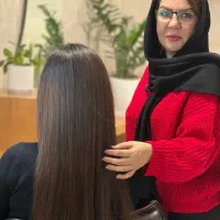 کسب درآمد تضمینی با آموزش تراپی مو (صافی، احیاء)
