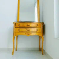 ایینه کنسول چوب روس