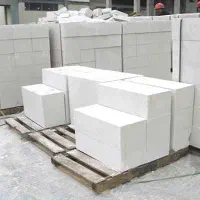 اوستا و بنا