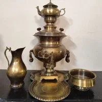 سماور زغالی برنجی ۷ لیتری با سرویس کامل