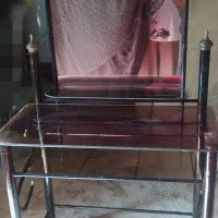 صندلی و آینه|آرایشگاه و سالن‌های زیبایی|زبرخان, |دیوار