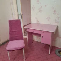 میز تحریر و صندلی