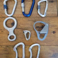 لوازم سنگ نوردی کارابین یومار کفش کرامپون ...|کوهنوردی و کمپینگ|تهران, سهروردی|دیوار