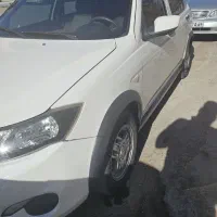 کوئیک r سفید مشکی