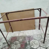 میز آهنی کارگاه خیاطی