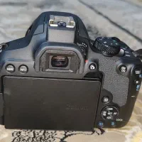 دوربین کنون 850D