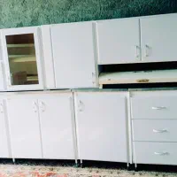 8مترکابینت تمام فلز در حد نو نو تر وتمیز وشیک