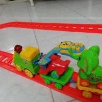 قطار و گربه سخنگو|اسباب‌‌بازی|تهران, صد دستگاه|دیوار