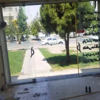 رهن واجاره مغازه تجاری با تمامی امکانات.بهترین لوک|اجارهٔ مغازه و غرفه|فولادشهر, B2|دیوار