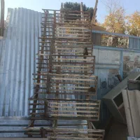 پله آهنی سالم سنگین|مصالح و تجهیزات ساختمان|مشهد, نیزه|دیوار