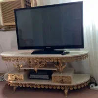 میز تی وی و تابلو برنز