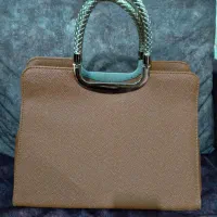 یک عدد کیف مجلسی