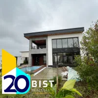 فروش ویلا مدرن خوش ساخت استخردار