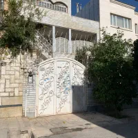 منزل-ویلایی-160-متر-دو-طبقه-همت-جنوبی-درب-از-حیاط