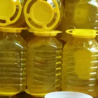 تعدادی دبه وگالن|ظروف نگهدارنده، پلاستیکی، یک‌بارمصرف|کرمانشاه, |دیوار