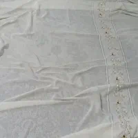 پرده نگین دار