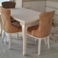 میز زیبای نهار خوری
