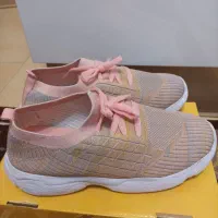 کفش راحتی خیلی خوشگل
