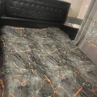 ست کامل تخت و اینه و کمد و دو عدد پاتختی